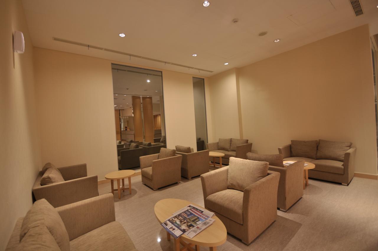 Gtv Hotel Cikarang Exterior photo