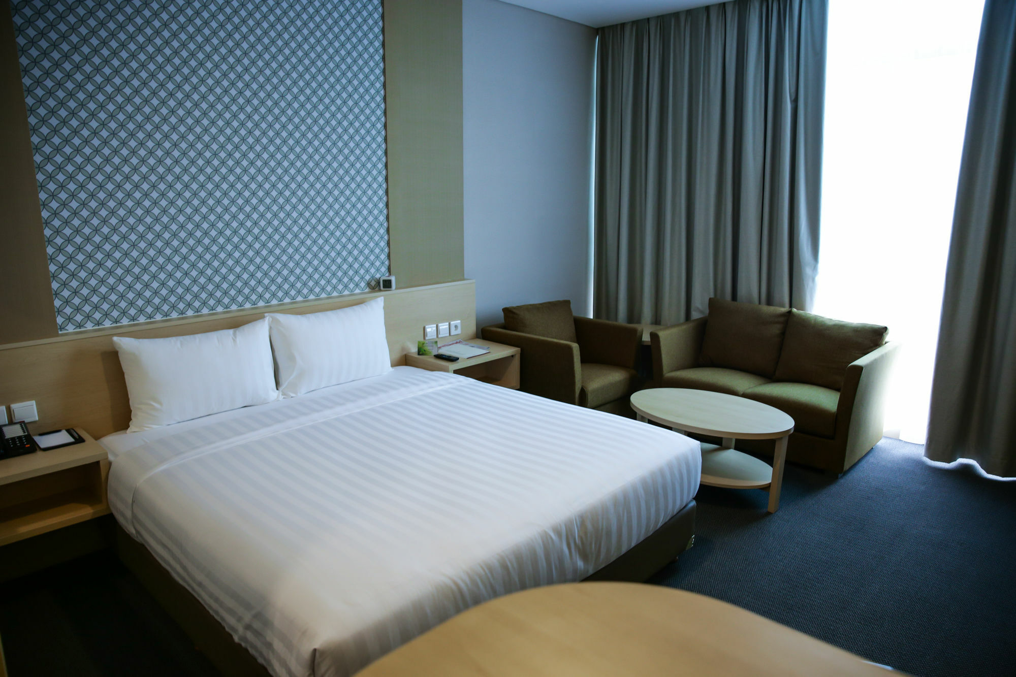Gtv Hotel Cikarang Exterior photo